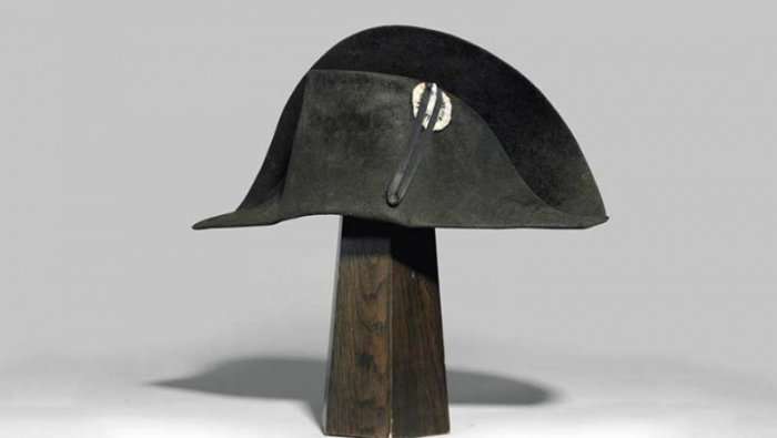280 mijë euro për kapelën e Napoleonit
