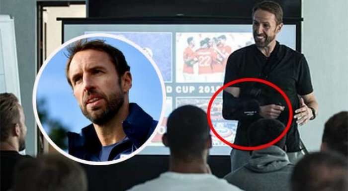 Trajneri i Anglisë e dëmton shpatullën: Tani s'mund t'i festoj golat