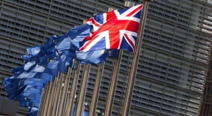 Procedurë e thjeshtë regjistrimi në Britani për shtetasit evropianë pas Brexit