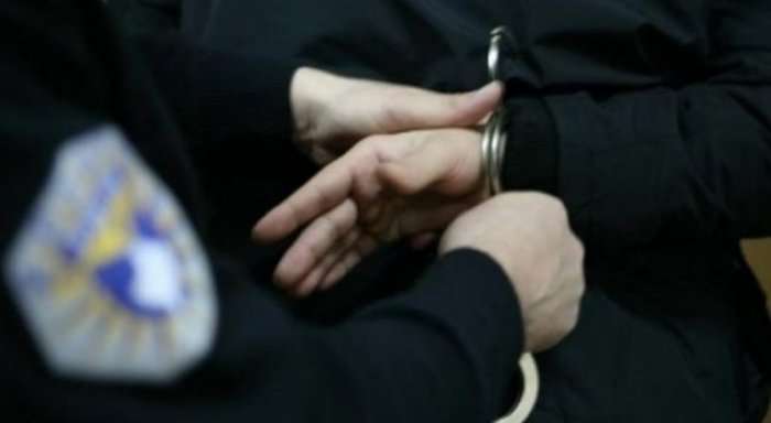 Arrestohet një zyrtar komunal në Gjilan, kërkoi 2 mijë euro ryshfet për një shpronësim