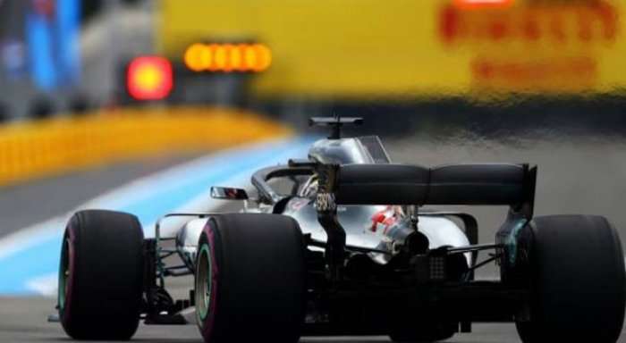 F1, Hamilton fiton në Francë dhe rimerr kryesimin e renditjes së pilotëve