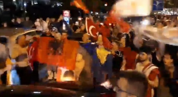 Festë për Erdoganin në Prizren