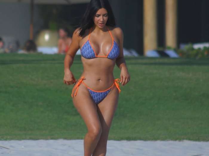 Kim Kardashian tregon sekretin për trup të përsosur (Foto)