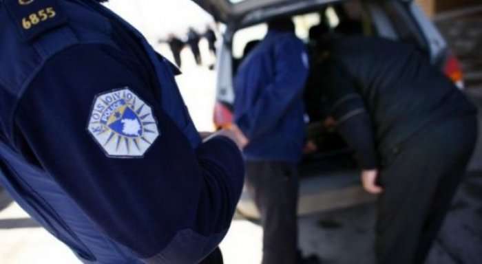 Policia arreston dy shtetas të Shqipërisë në Skenderaj, u gjeti 60 kg drogë