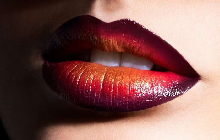 Si ta perfeksiononi stilin ‘ombre’ të buzëve?