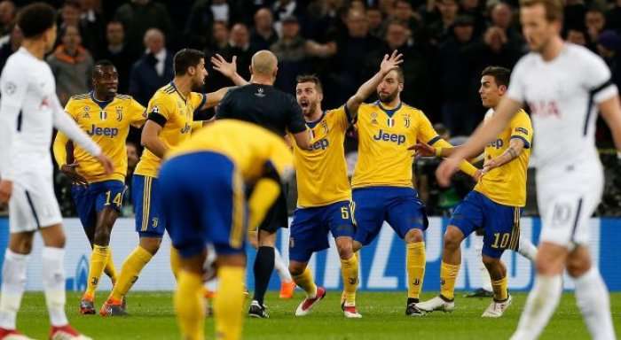 Juventusit do t’i mungojnë dy superlojtarë në çerekfinale, arsye kartonët e verdhë