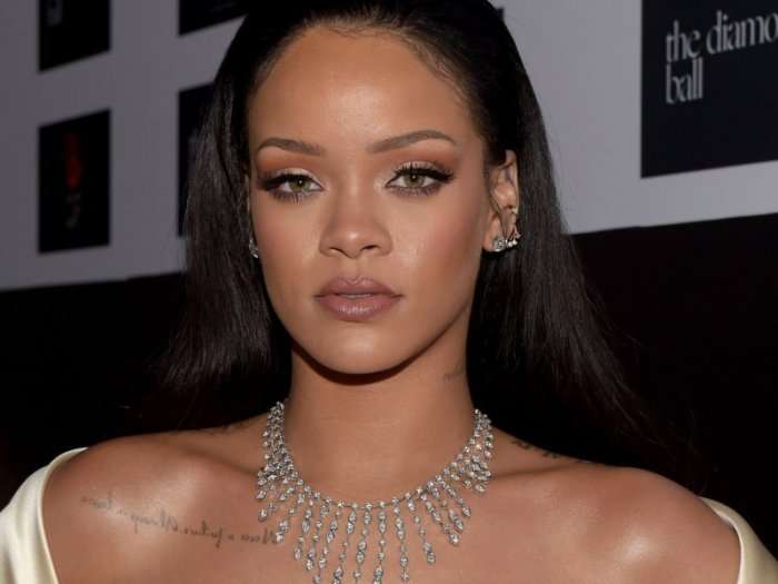 Pasi konkurroi motrat Kardashian, Rihanna ‘i shpall luftë’ ‘Victoria’s Secret’