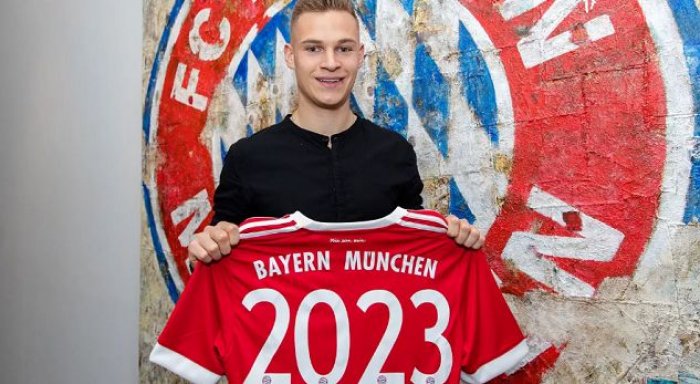 Zyrtare: Kimmich e zgjat kontratën me Bayernin deri më 2023