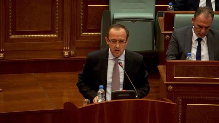 Hoti: VV me mos ratifikim të demarkacionit po e lejon Listën Serbe që të vendos për Kosovën