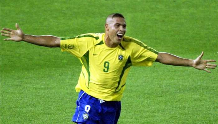 Ronaldo: Frizura e famshme e Botërorit 2002 ishte për t’i shpërqëndruar mediat (Video)