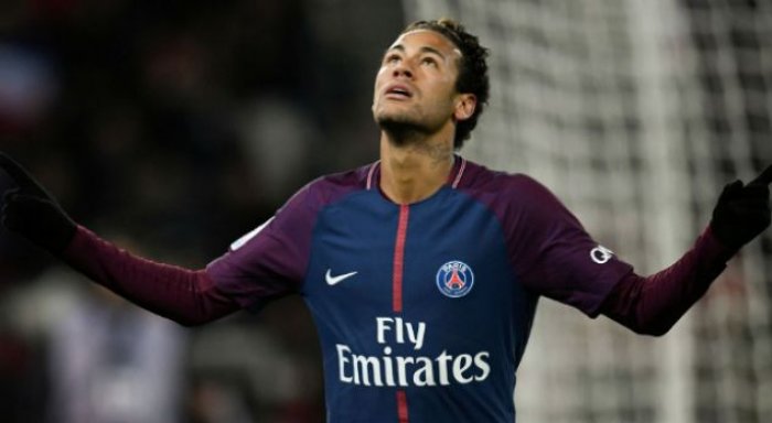 Drogba: Neymar mund të fitojë Topin e Artë me PSG-në