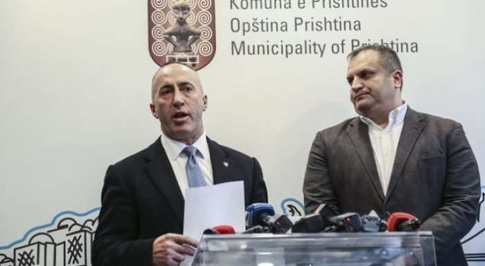 Shpend Ahmeti kërkon 96 mijë euro nga Haradinaj për artistët e Prishtinës