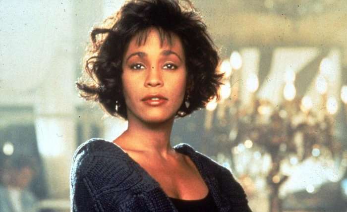 Diva e këngës, Whitney Houston, ishte abuzuar seksualisht si fëmijë