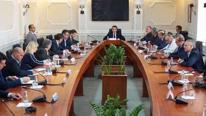 Kurti në tryezën e VV-së: Haradinaj është marrë me qira nga Thaçi për demarkacionin