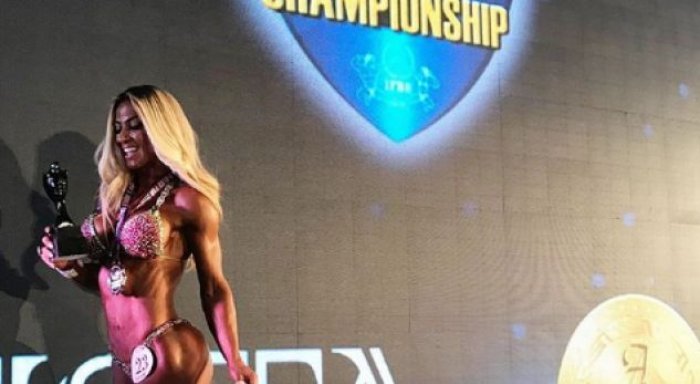 Gentiana Beqa e fiton titullin e botës në Elite Pro