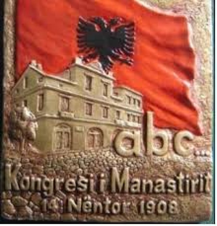 Veprimtaria kombëtare e Kongresit të Alfabetit ndodhi në kohën kur shqiptarëve lufta po u trokiste në derë