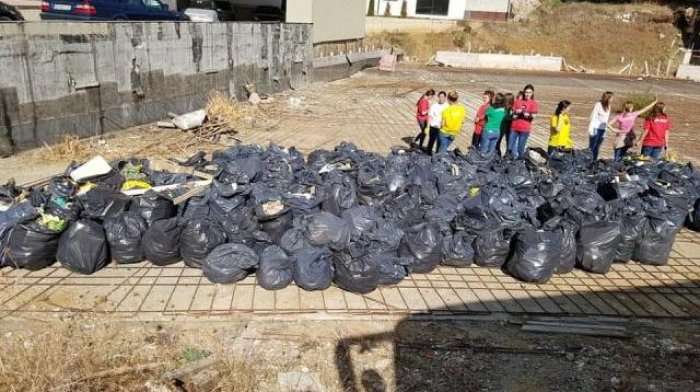 Mbi 150 thasë mbeturina largohen nga “Mati 1” në Prishtinë