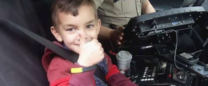 Djali i sëmurë nga kanceri dëshiron të bëhet polic 