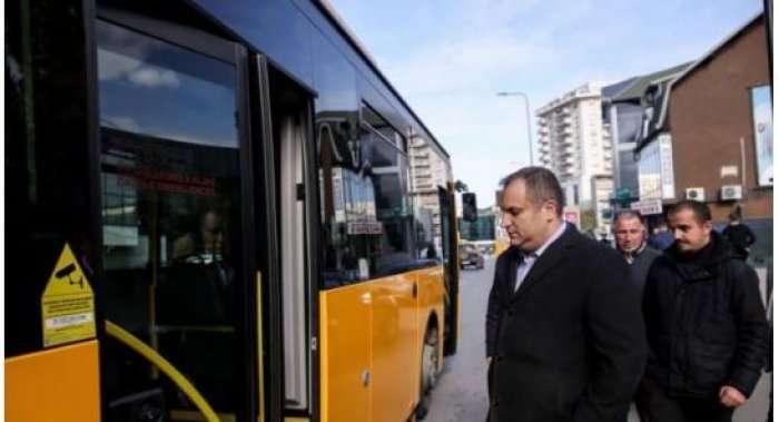 Shpend Ahmeti iu jep një lajm të keq protestuesve të autobusëve, ka një kërkesë për ta