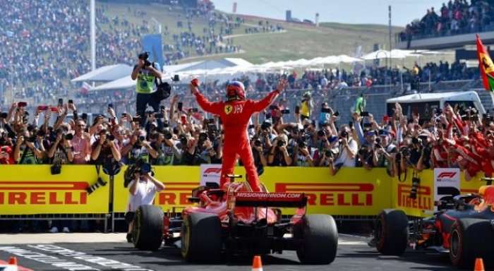 Formula 1: Raikkonen e fiton Çmimin e Madh të Amerikës, Hamiltoni i duhet të presë për ta festuar titullin