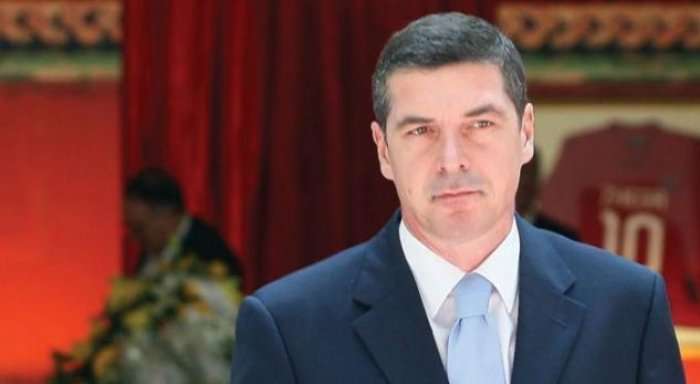 Largohet nga politika, ish- ministri i Berishës tregon arsyet