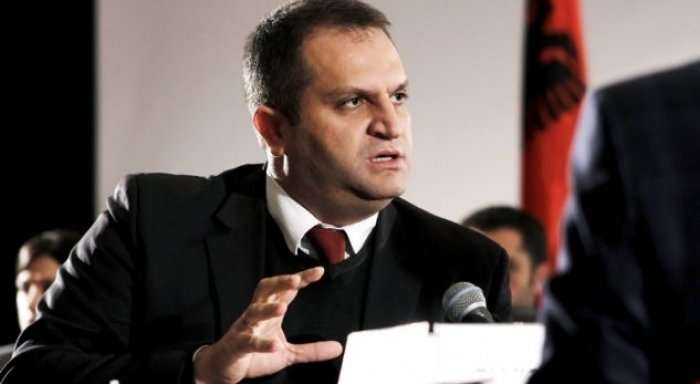 Planet e Thaçit për të bërë “republikë presidenciale”, reagon edhe Shpend Ahmeti