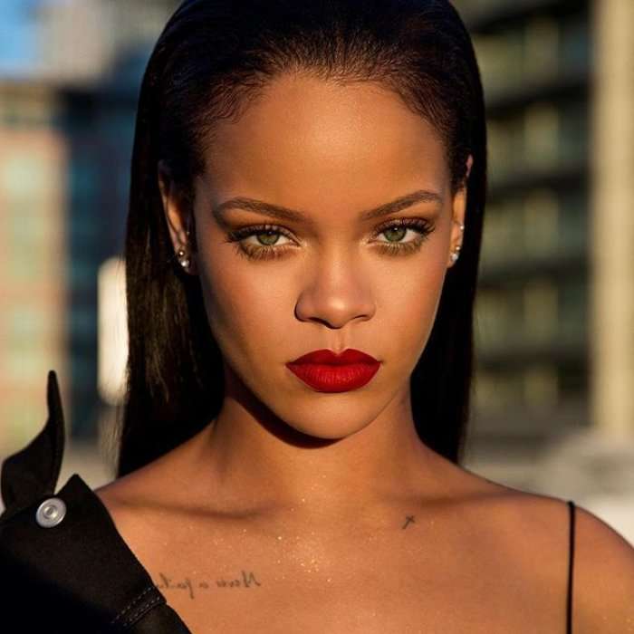 Rihanna me një post të ri, larg muzikës dhe shumë afër politikës