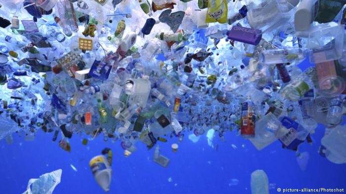 Si dekompozohet plastika?