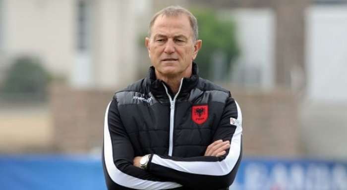 Ish-trajneri i Shqipërisë De Biasi pranë marrëveshjes me një skuadër të re