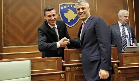 Deputetët e PDK-së po i vajtojnë Hashim Thaçin e Kadri Veselin, nuk duan të shkojnë  në seancat e Kuvendit të Kosovës