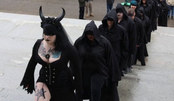 “Kalorësit e Djallit”, “Trendafili i Zi” — Serbia në alarm, pushtetohet nga sektet satanike