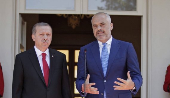Turqia dhe Erdogan nuk ndërtojnë Spitalin modern dhe 500 shtëpi për E. Ramën por për shqiptarët