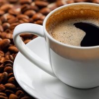 Pse kafeina ka efekt stimulues?