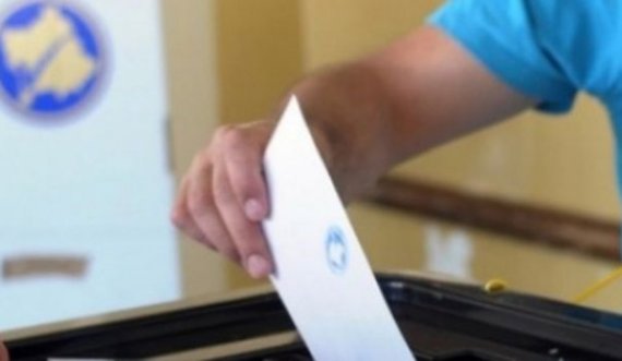 Në Gjakovë procesi i votimit  fillon 30 minuta me vonesë