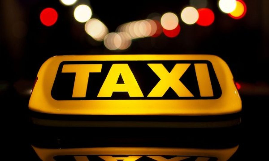 Komuna e Prishtinës i lëshon tetë leje për taksi, në listë kompani dhe individë