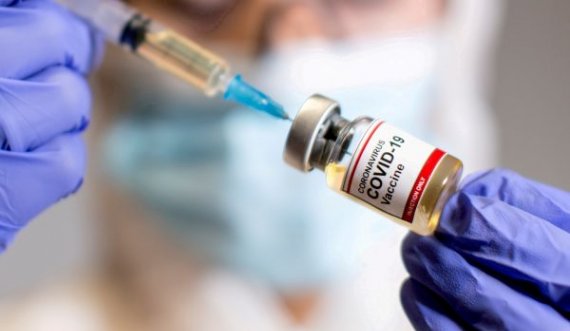 Sllovenia pezullon vaksinën 