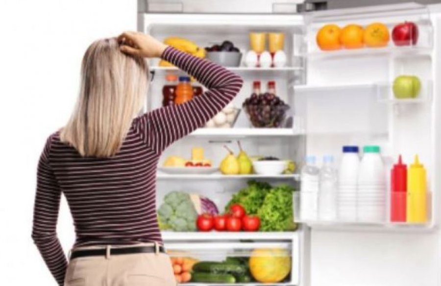 Ja pse këto ushqime duhet t’i largoni urgjent nga frigoriferi