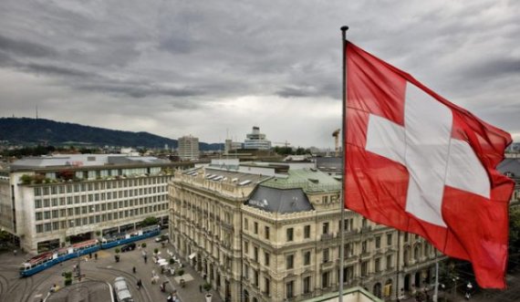 Cilat standarde të gjuhës zvicerane kërkohen për një leje qëndrimi?