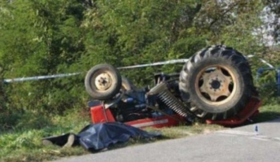 Vdes një person në Gjilan, iu rrokullis traktori 