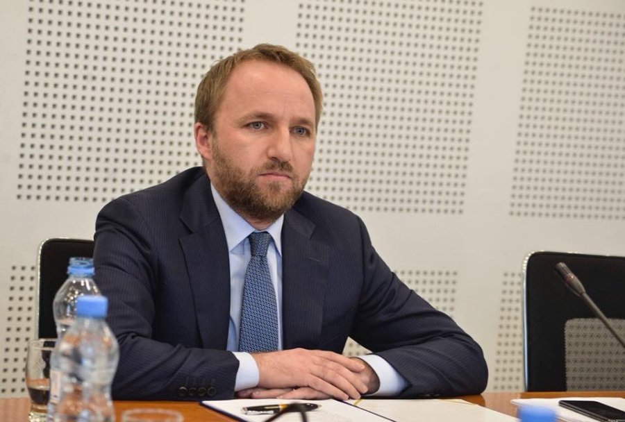 Abelard Tahiri do të udhëheqë Komisionin për Reformën Zgjedhore në Kosovë