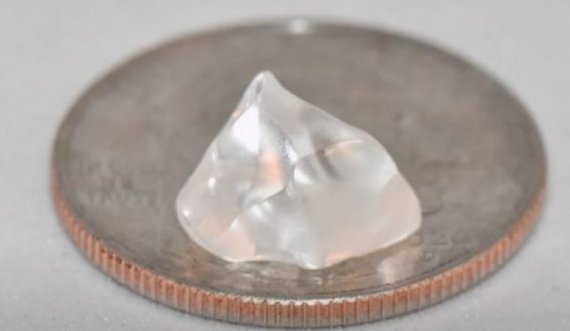 Gjendet një diamant 4.87 karatësh në parkun e Arkansas