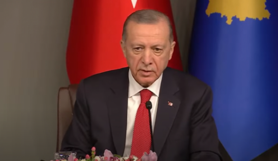 Erdogan u kërkon  Kurtit e Vuçiqit të ulen në tavolinë për të gjetur zgjidhje