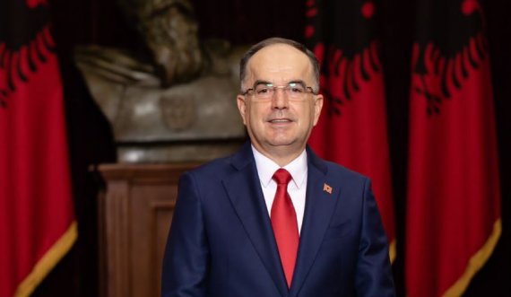 Presidenti i Shqipërisë përshëndet heqjen e vizave për Kosovën: Vendim shumë i merituar