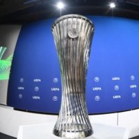 UEFA e zbulon ekipin ideal 