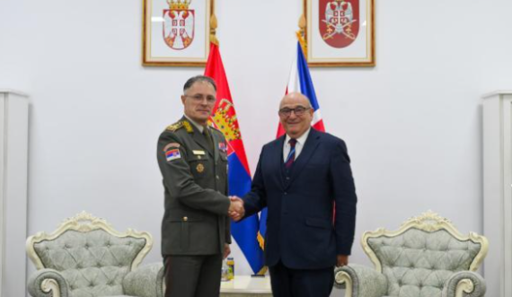 Stuart Peach takon në Beograd komandantin e ushtrisë serbe, në fokus Kosova