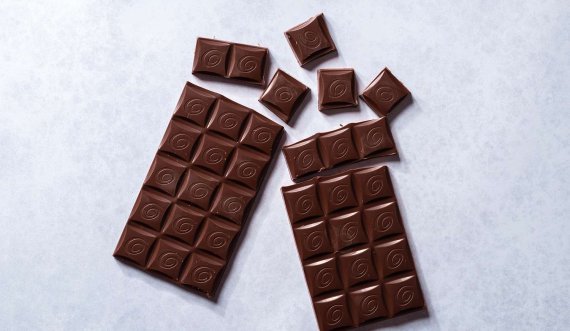 Njerëzit, të cilët hanë çokollatë, kanë aftësi më të mira kognitive