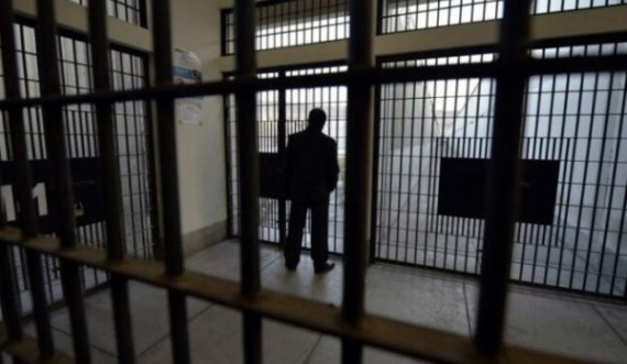 I riu dënohet me katër vjet burgim nën akuzat për tradhti