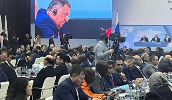 Milorad Dodik “vajtoi” në Rusi: RS është drejtpërdrejt e ekspozuar ndaj presionit dhe është nën sanksione të vazhdueshme – foli edhe Putini
