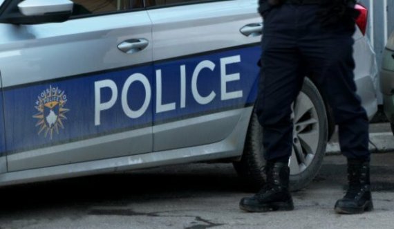 Suspendohet dhe ndalohet një polic, shkaktoi aksident në gjendje të dehur në fshatin Novosellë në Pejë