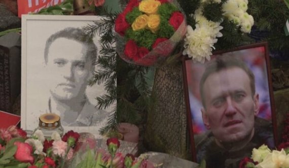 Vdekja e dyshimtë në burg, nënës dhe avokatëve të Navalnit iu ndalohet hyrja në morg